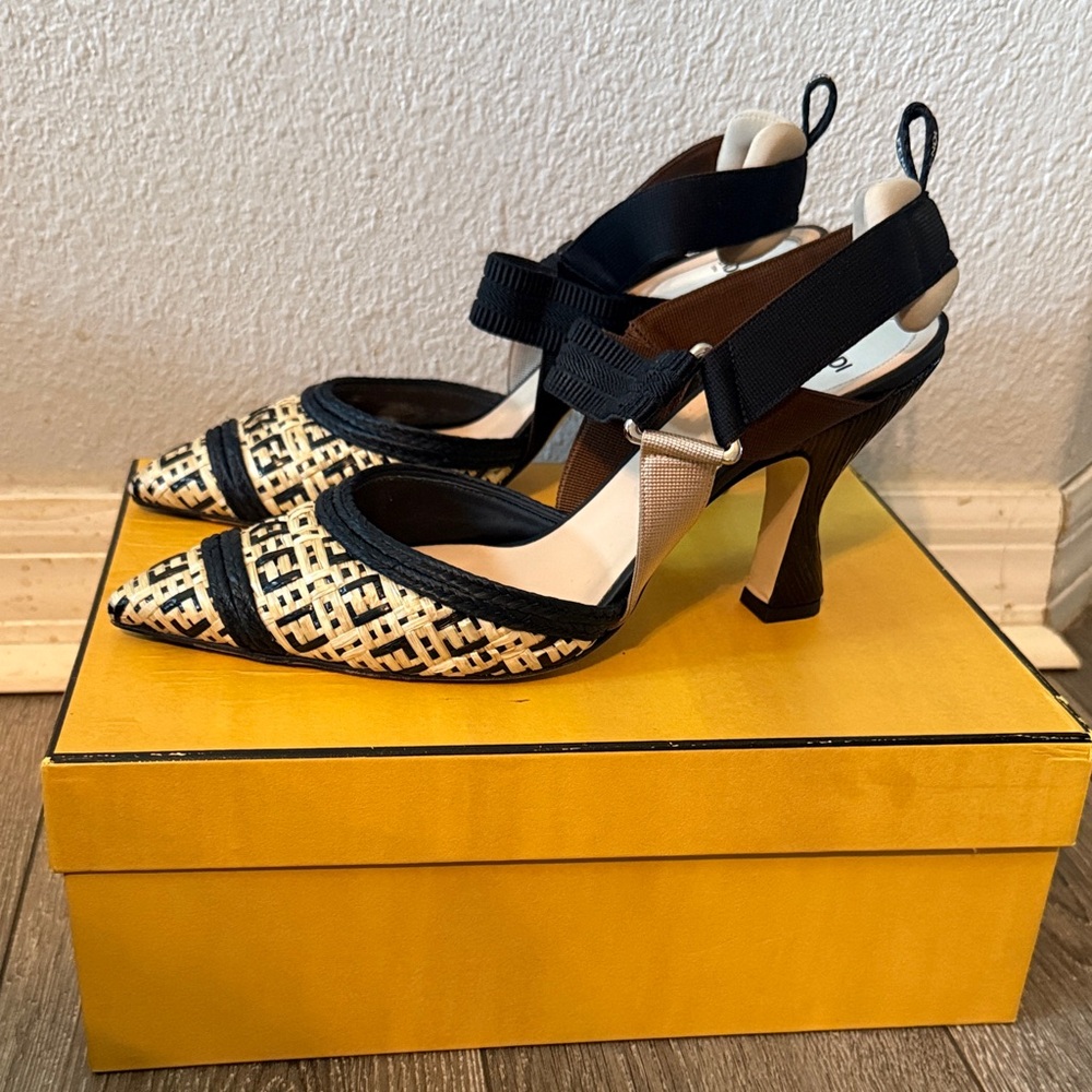 Fendi Colibri - Black and Tan Patterned Heels